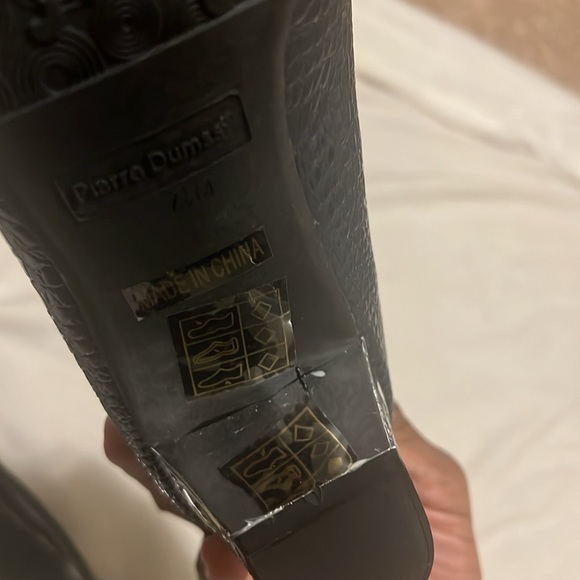 Pierre Dumas, Closed Toe  Heels, Blue, Size 7.5M - Picture 9 of 13